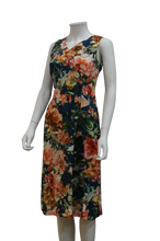 Load image into Gallery viewer, S/LESS V NECK DRESS with FRONT SIDE PLEAT
