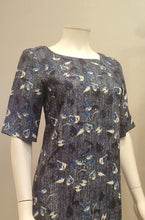 Load and play video in Gallery viewer, S/SLV LINEN TUNIC DRESS

