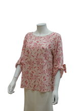 Load image into Gallery viewer, ADJUSTABLE 3/4 SLEEVE PRINTED VISCOSE BLOUSE

