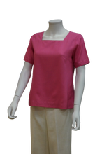 Load image into Gallery viewer, S/SLV SQUARE NECK BLOUSE
